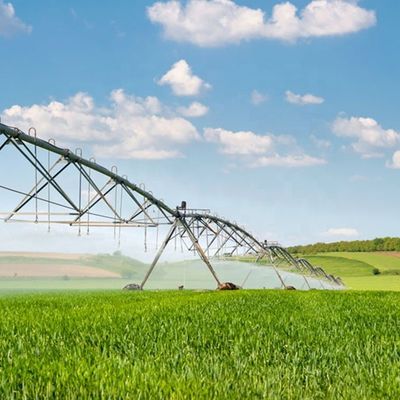203 cm Diameter Zonne-energiesysteem voor modern landbouw lineair pivot irrigatiesysteem