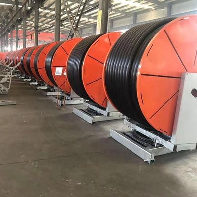 Metalen landbouwcentrum Pivot irrigatiesysteem voor de landbouw