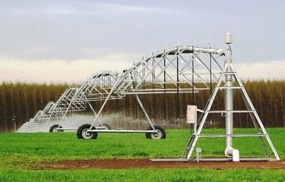 Sturdy Farms Center Pivot irrigatiesysteem en milieuvriendelijke keuze voor landbouwwater Diameter 168 cm