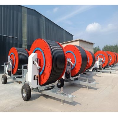 Automatische zelfrijdende waterbewateringsmachine met hydraulische turbine slang spoel en functies
