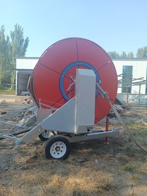 Metalen regenpistool sprinkler slang spoel irrigatiesysteem voor watergebruik in landbouwvelden