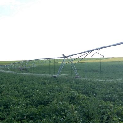 168 cm Diameter Sprinkler Center Pivot Mobiele irrigatiesysteem voor verhoogde rendement van de boerderij