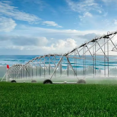 30 inch Diameter Center Pivot Irrigation System for Agriculture Auto Zonne-aangedreven geavanceerde sproeiers inbegrepen