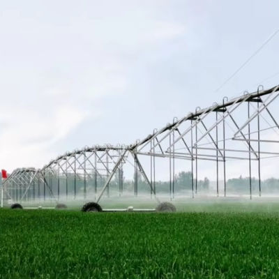 Waterbesparingscentrum Pivot irrigatiesysteem voor agro-auto-zonne-technologie