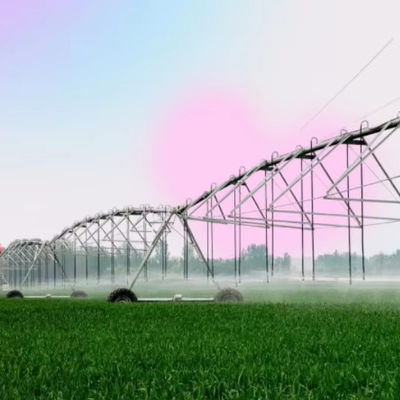 Landbouw Irrigatiesysteem Auto Zonnecentrum Pivot Voor water