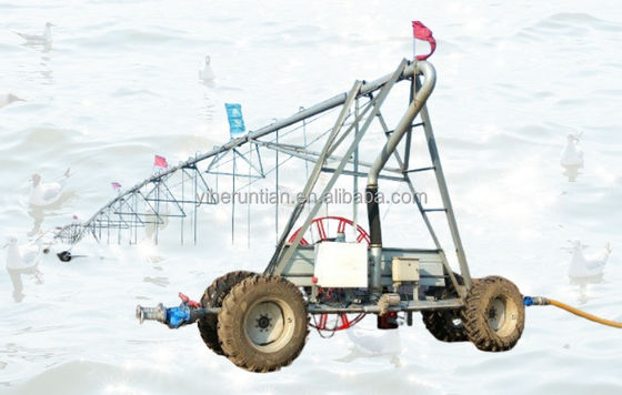 3800 KG Landbouw Automatische laterale lineaire beweging Tuin irrigatiesysteem Twee/Vier wielen versie voor uw boerderij