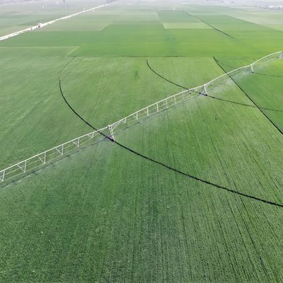 Geavanceerde Landbouw IoT Energiebesparend Rondvormig Boerderij Irrigatiesysteem voor Tarwe Sojabonen Maïs Weidegrond Irrigatie