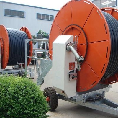 Flexibel metalen reisbewateringssysteem met regenpistool 75 300tx slangrol en reisbewatersprinklerpistool