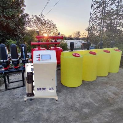 Op maat gemaakte intelligente water- en meststofintegratie-machine voor plastic druppelbewateringssysteem in de moderne landbouw