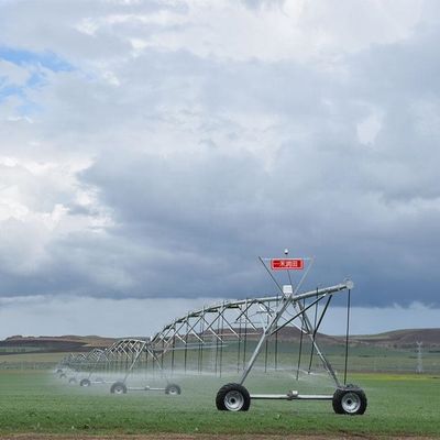 Multifunctionele versnellingsbak Worm Spray Center Pivot Irrigatie Systeem voor de landbouw behoeften en vereisten
