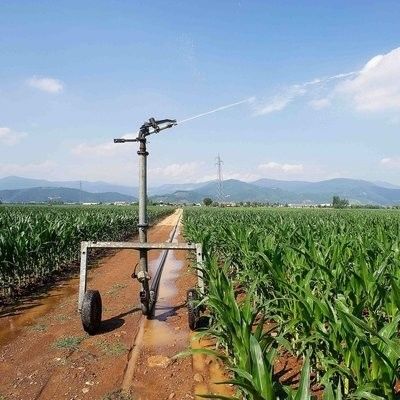 Slangen spoel irrigator veelzijdige automatische wateringsapparatuur met verstelbare spuitpatronen Diameter 236cm IoT technologie