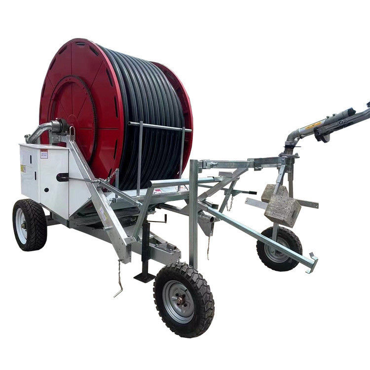 Water uw landbouwgrond efficiënt met een hoogophangende rol-type sprinkler De perfecte landbouwoplossing