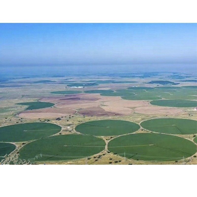 168 cm Diameter Plastic Center Pivot Irrigation System Made in Agricultural Machinery voor de moderne landbouwvereisten